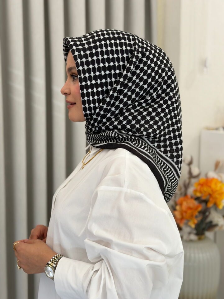 YAZ/GÜZ SERİSİ EŞARP