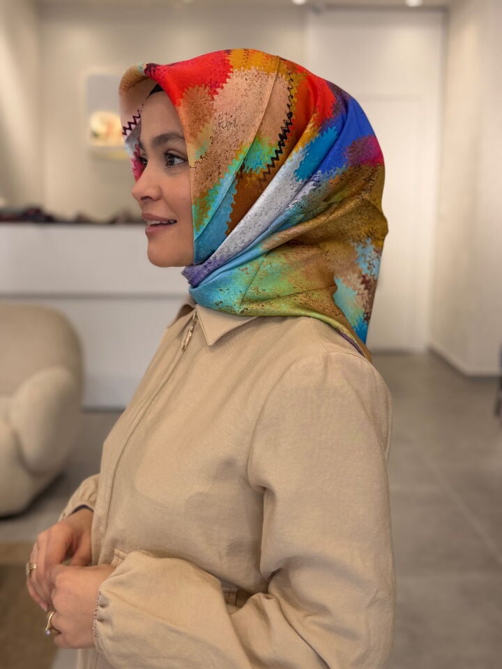 LA BOUTİQUE SURA İPEK EŞARP