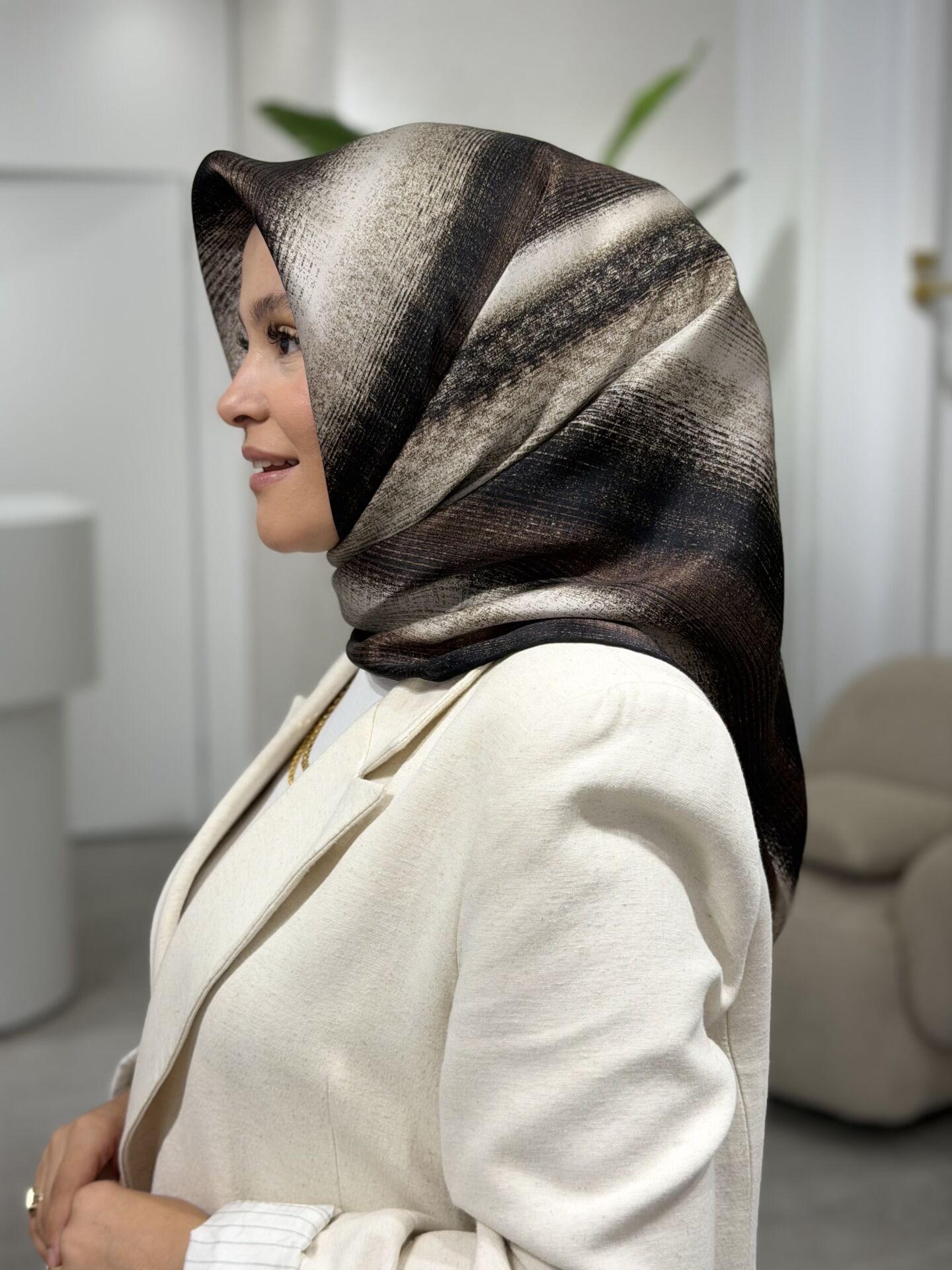 LA BOUTİQUE SURA İPEK EŞARP