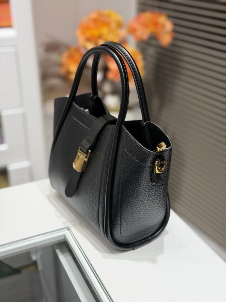 LEVİDOR İTHAL DERİ ÇANTA SİYAH