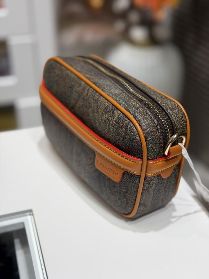 LEVİDOR İTHAL DERİ ÇANTA KAHVE