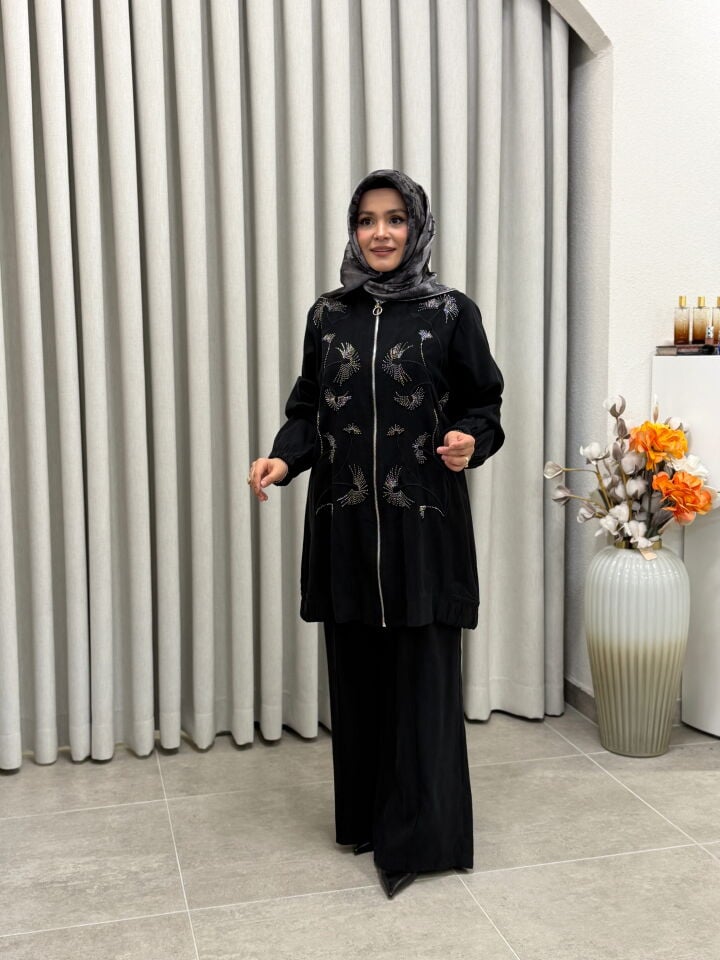 AYŞE AKAY İŞLEMELİ PANTALONLU TENCEL TAKIM SİYAH