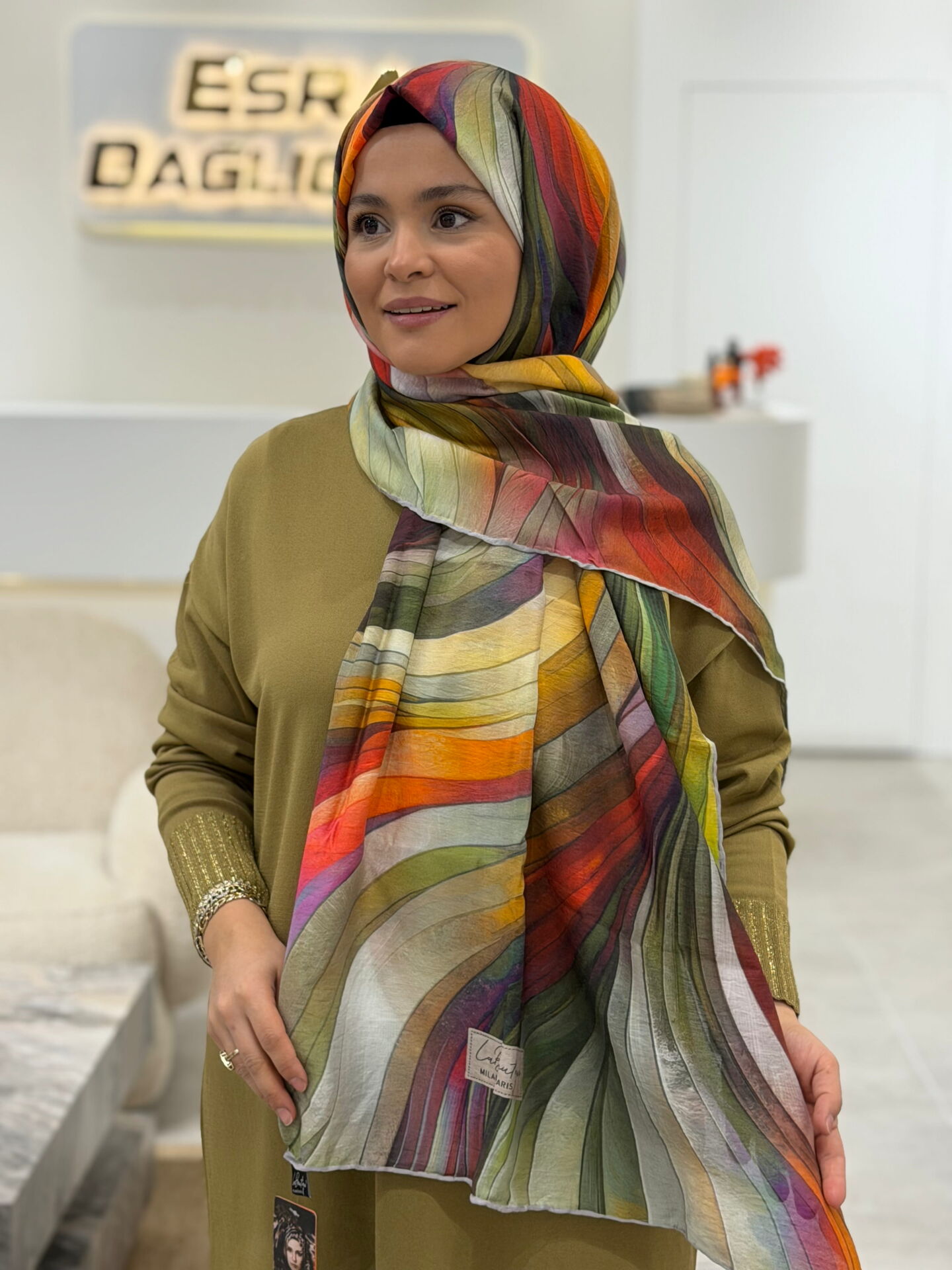 LA BOUTİQUE YAZ SERİNLİĞİ ŞAL 70X190