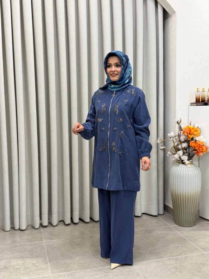 AYŞE AKAY İŞLEMELİ PANTALONLU TENCEL TAKIM İNDİGO