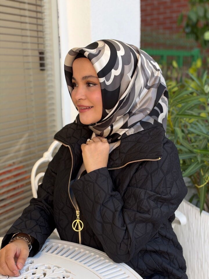 BELLİ TWİLL İPEK EŞARP
