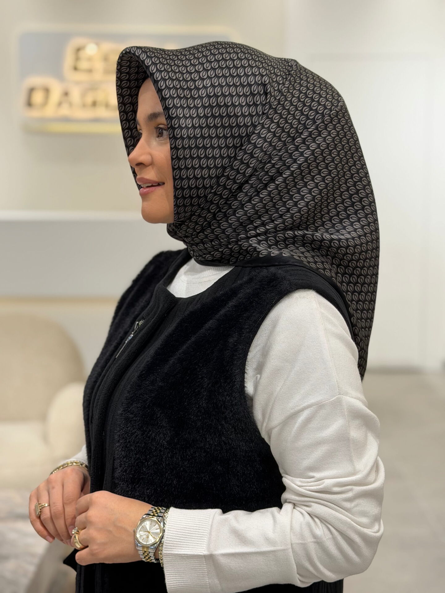 LA BOUTİQUE SURA İPEK EŞARP