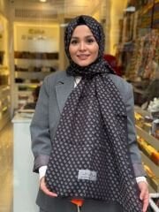 LA BOUTİQUE YAZ SERİNLİĞİ ŞAL 70X190