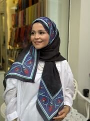 LA BOUTİQUE YAZ SERİNLİĞİ ŞAL 70X190