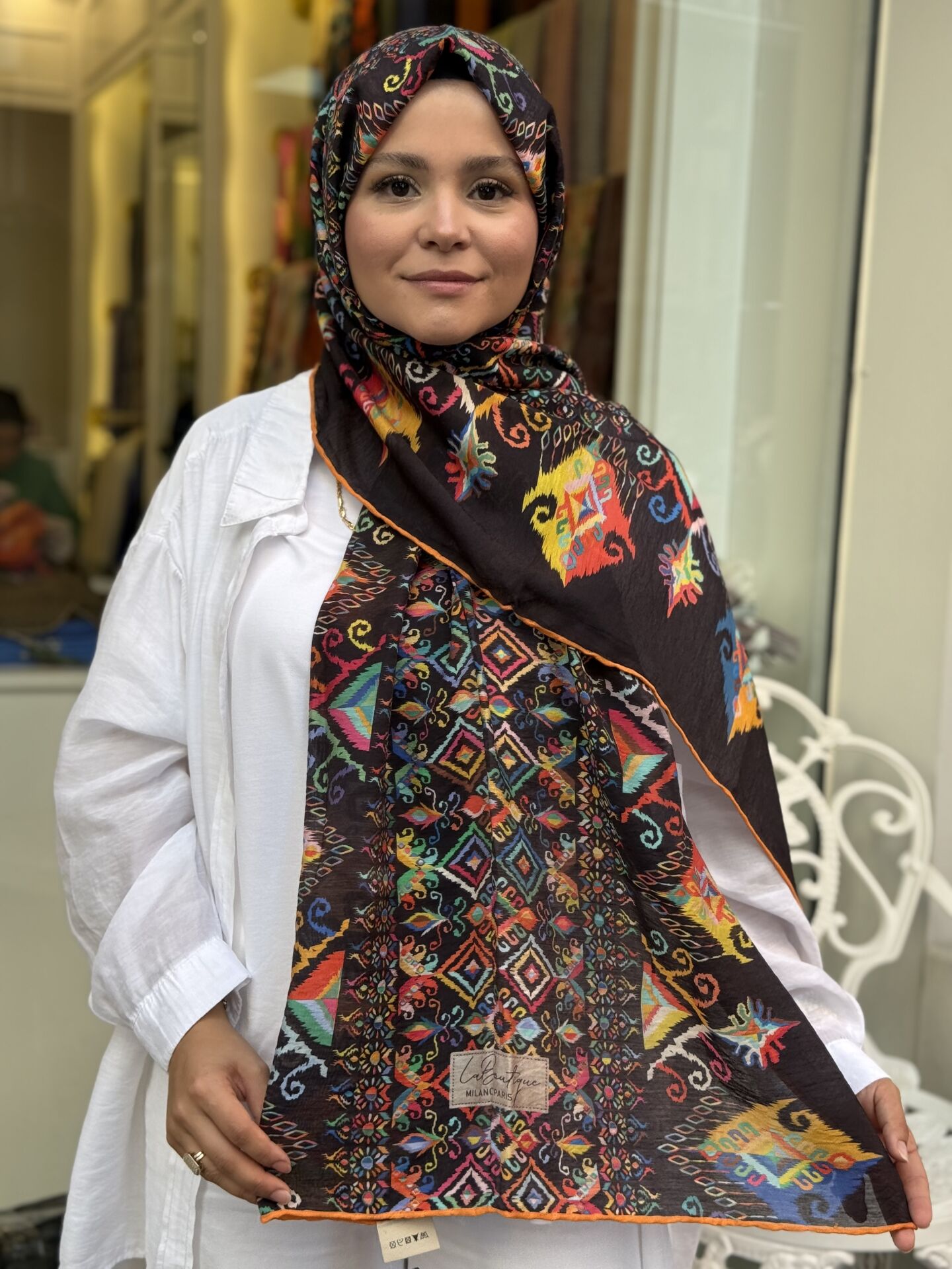 LA BOUTİQUE YAZ SERİNLİĞİ ŞAL 70X190