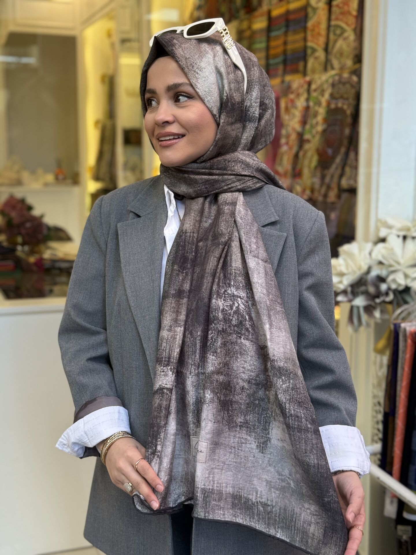 LA BOUTİQUE YAZ SERİNLİĞİ ŞAL 70X190