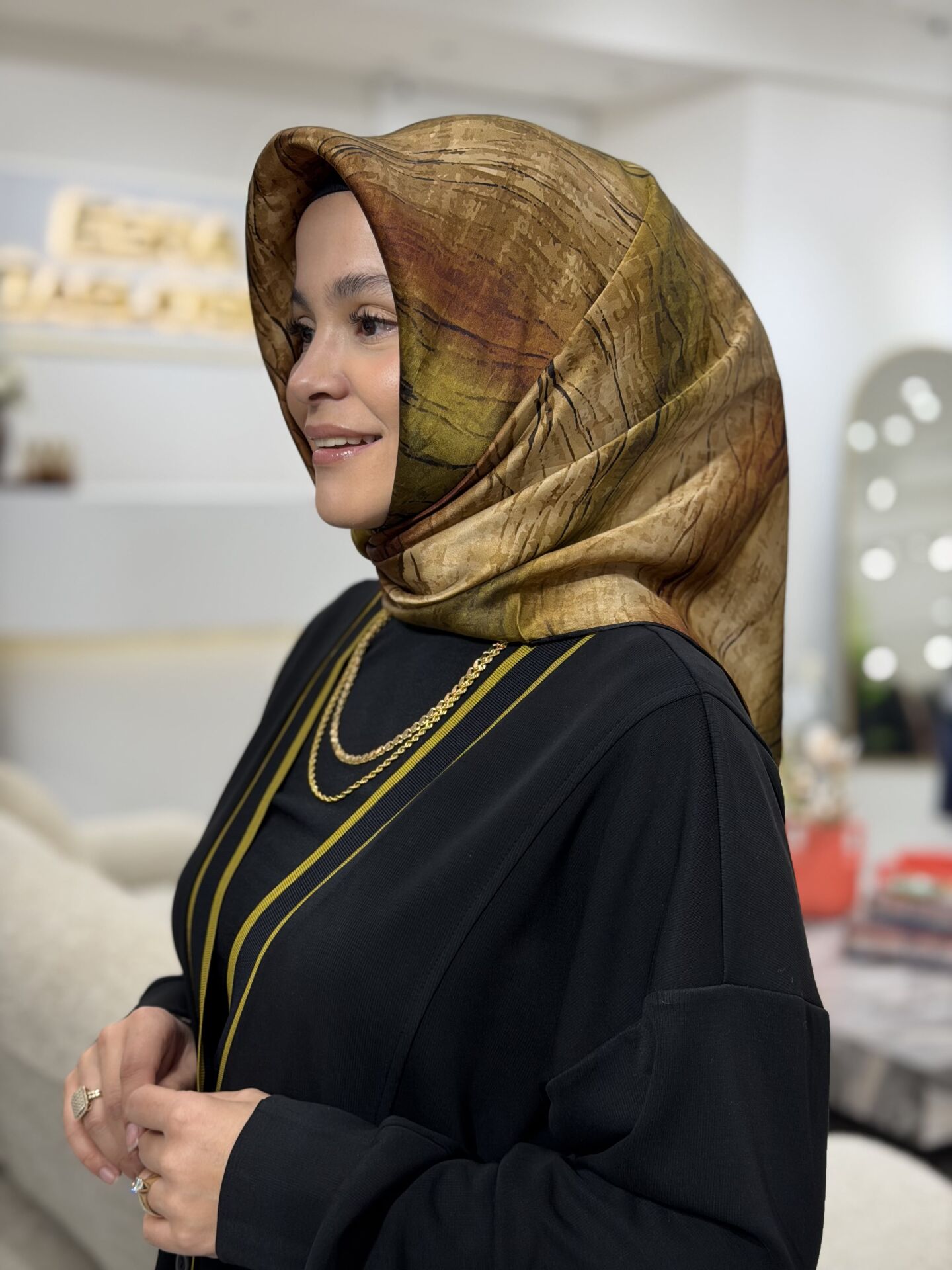 LA BOUTİQUE SURA İPEK EŞARP