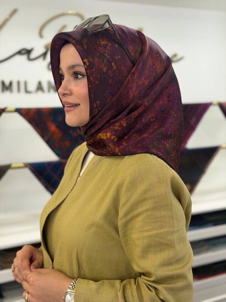 LA BOUTİQUE SURA İPEK EŞARP (ÖN SİPARİŞ)