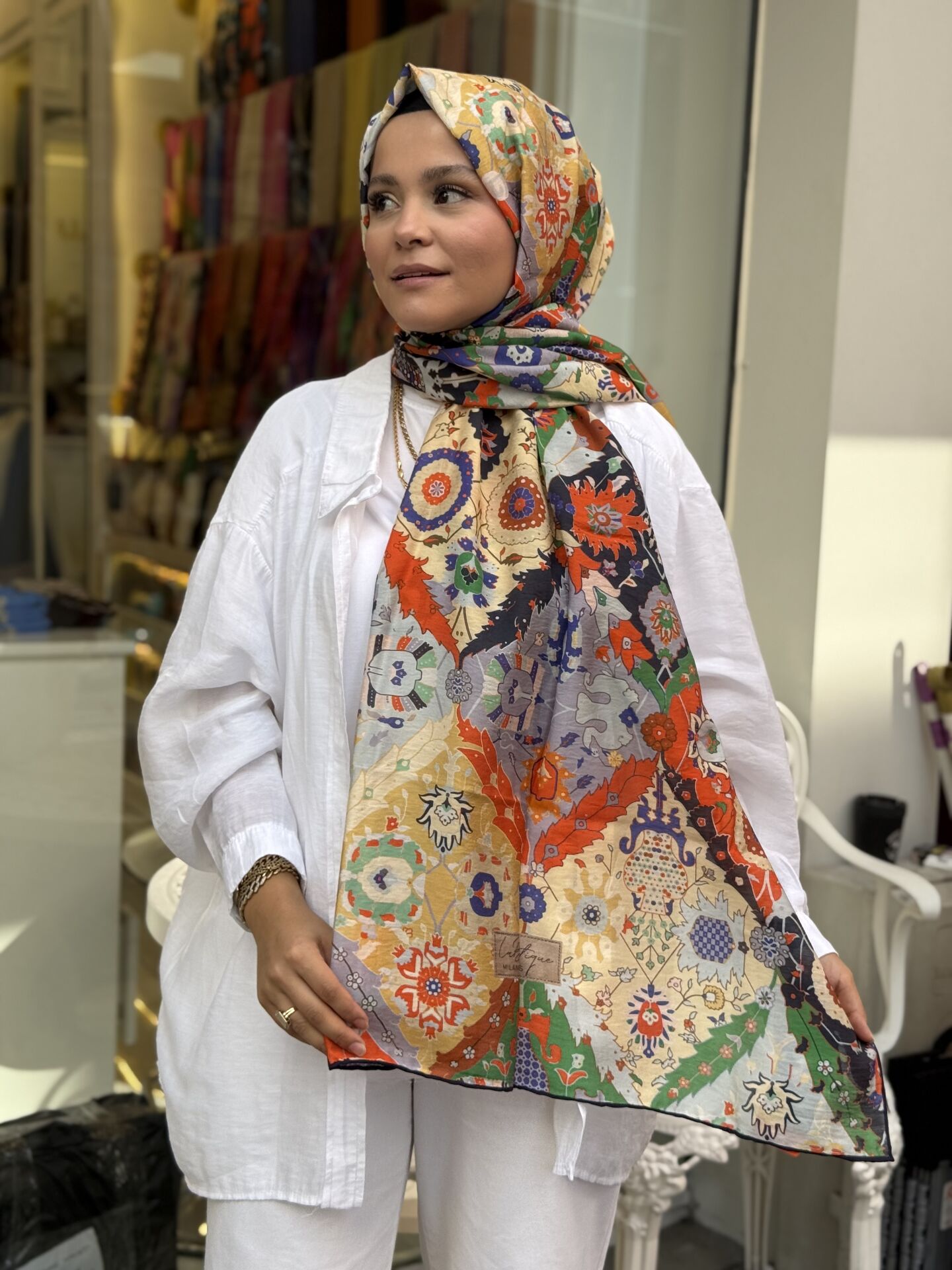 LA BOUTİQUE YAZ SERİNLİĞİ ŞAL 70X190