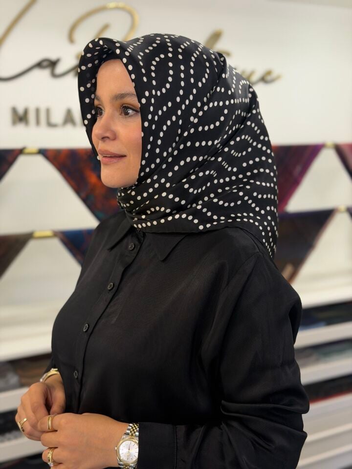 LA BOUTİQUE SURA İPEK EŞARP (ÖN SİPARİŞ)