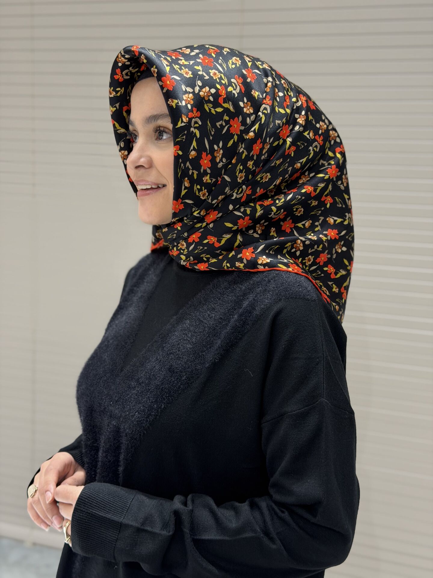 LA BOUTİQUE SURA İPEK EŞARP