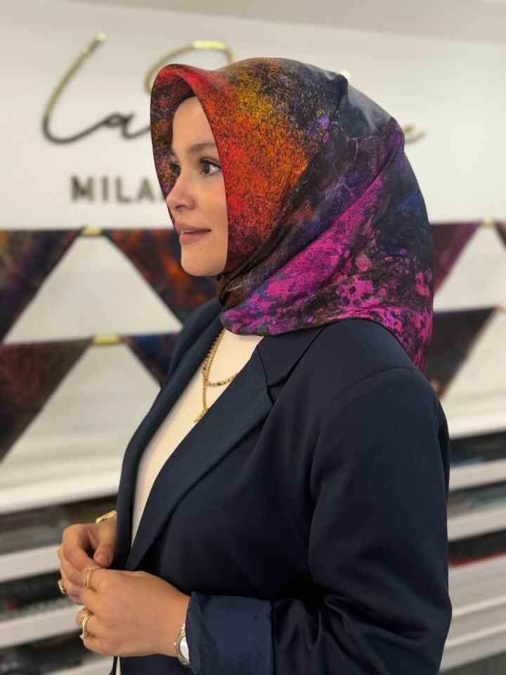 LA BOUTİQUE SURA İPEK EŞARP (ÖN SİPARİŞ)