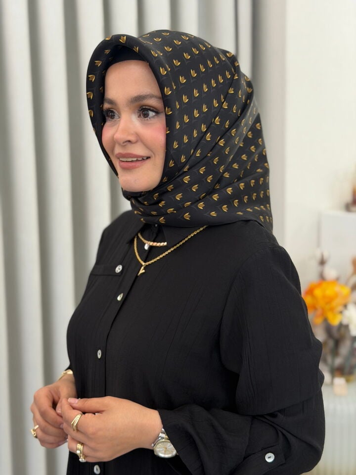 LA BOUTİQUE SURA İPEK EŞARP