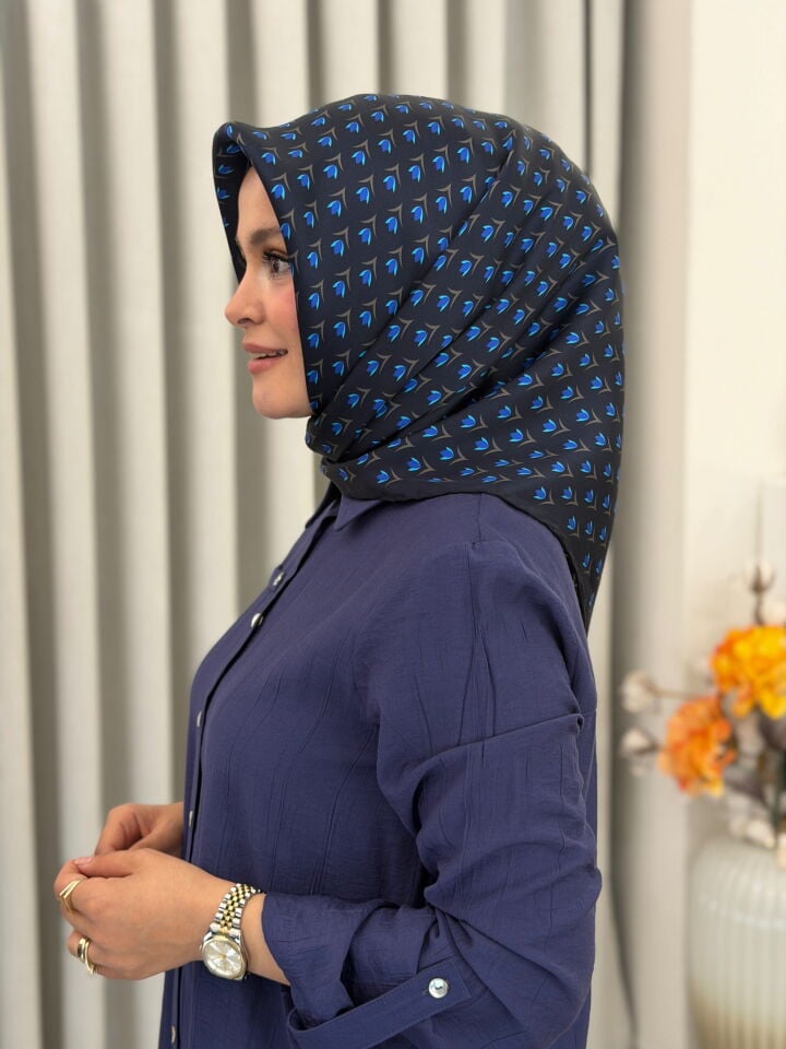 LA BOUTİQUE SURA İPEK EŞARP