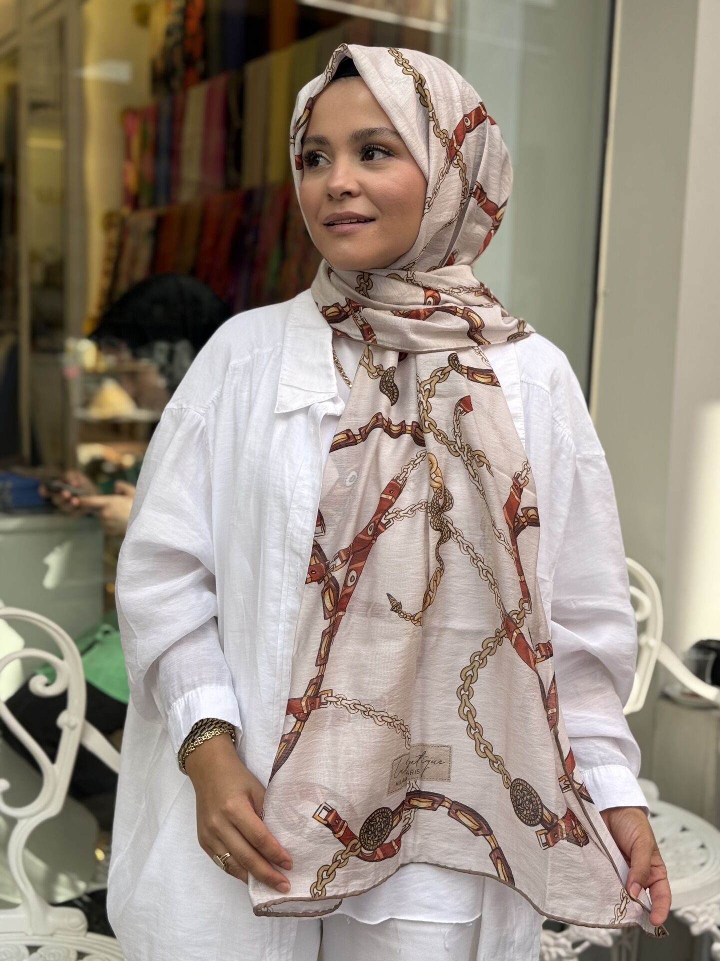 LA BOUTİQUE YAZ SERİNLİĞİ ŞAL 70X190