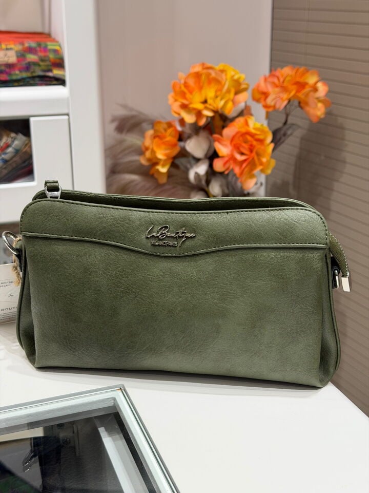 LA BOUTİQUE YEŞİL ÇANTA