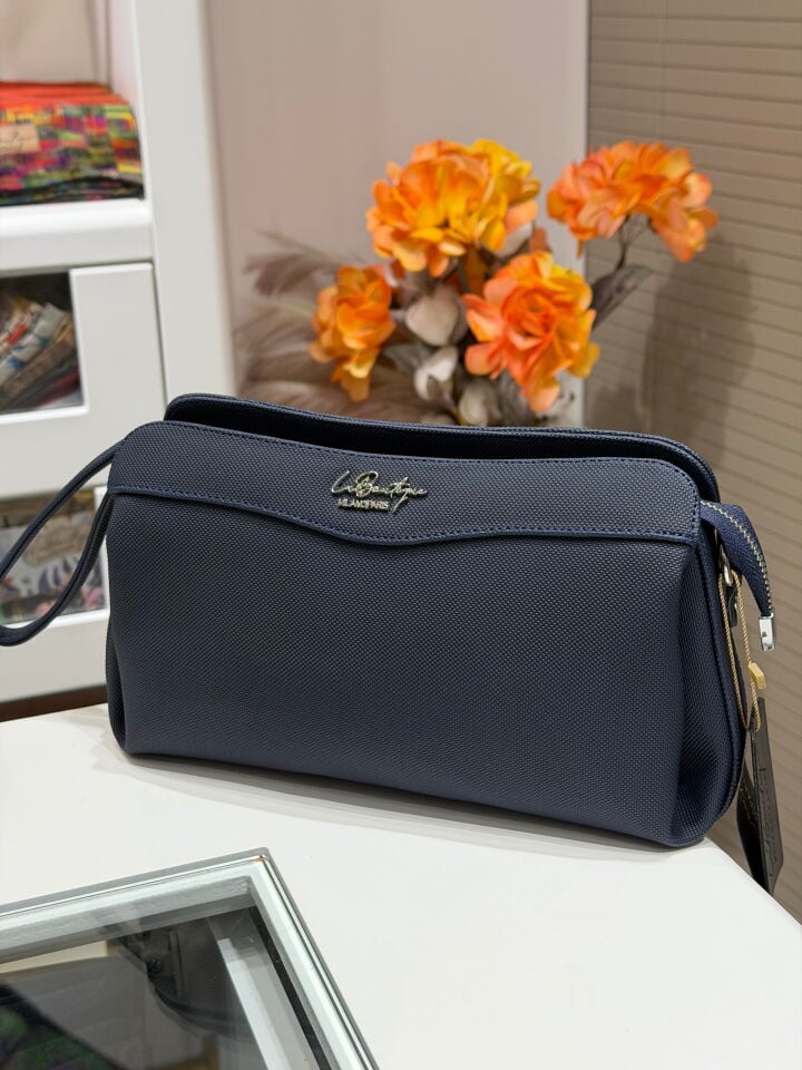 LA BOUTİQUE LAC LACİVERT ÇANTA