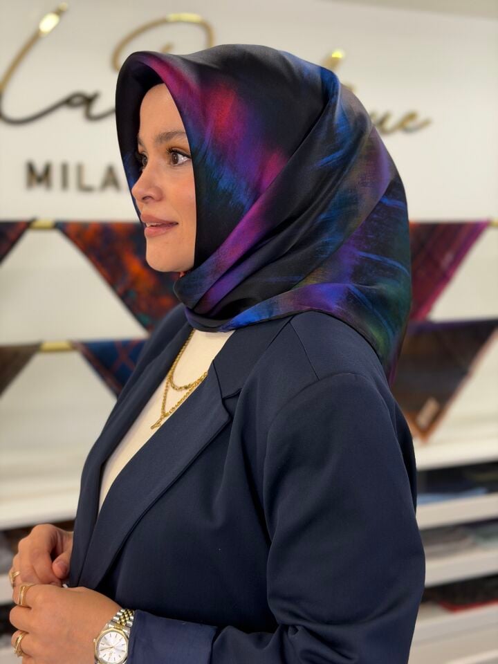 LA BOUTİQUE SURA İPEK EŞARP (ÖN SİPARİŞ)