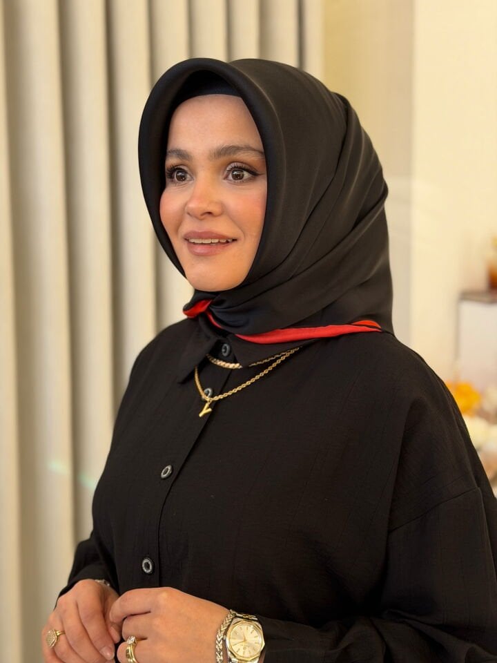 LA BOUTİQUE SURA İPEK EŞARP