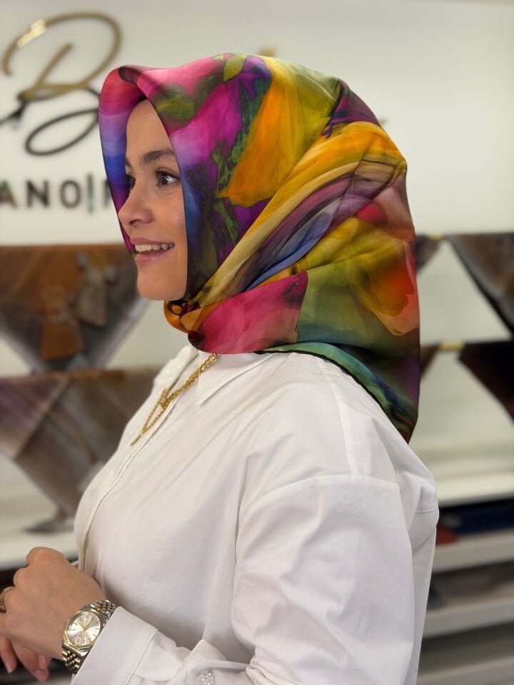 LA BOUTİQUE SURA İPEK EŞARP