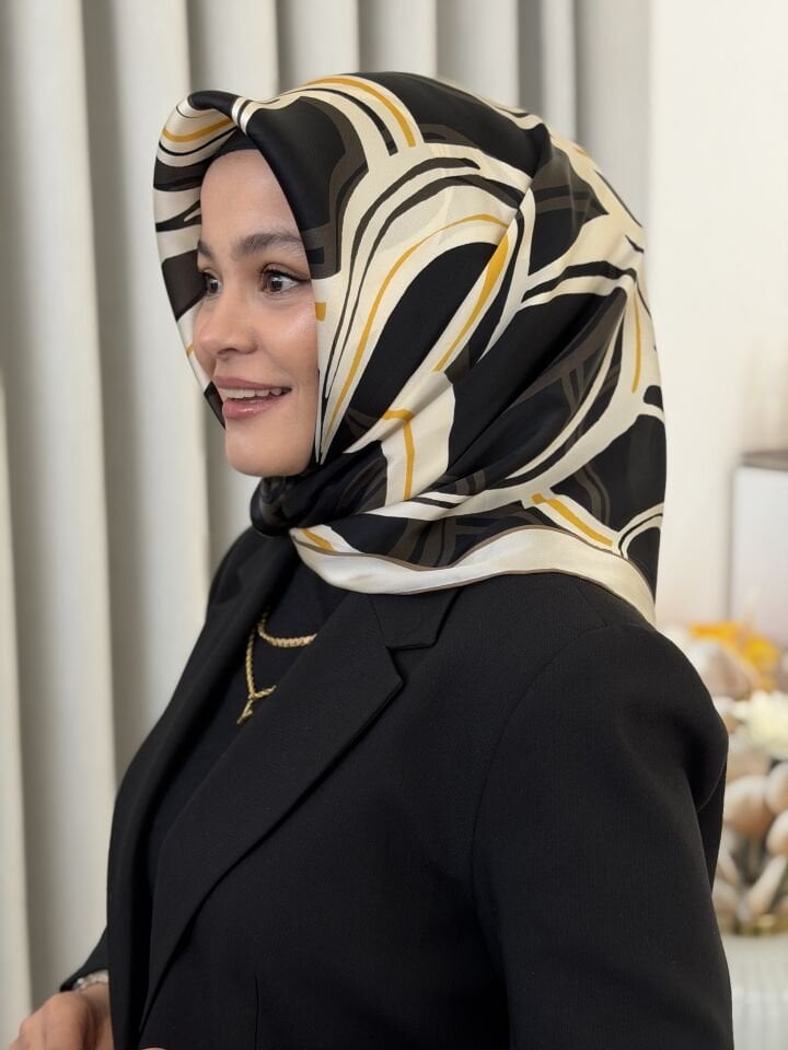 SİSLEY SURA İPEK EŞARP ( ÖN SİPARİŞ )