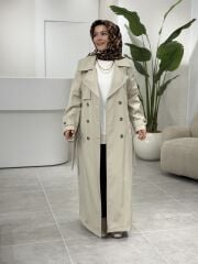 ESRA DAĞLIOĞLU TRENÇKOT TAŞ