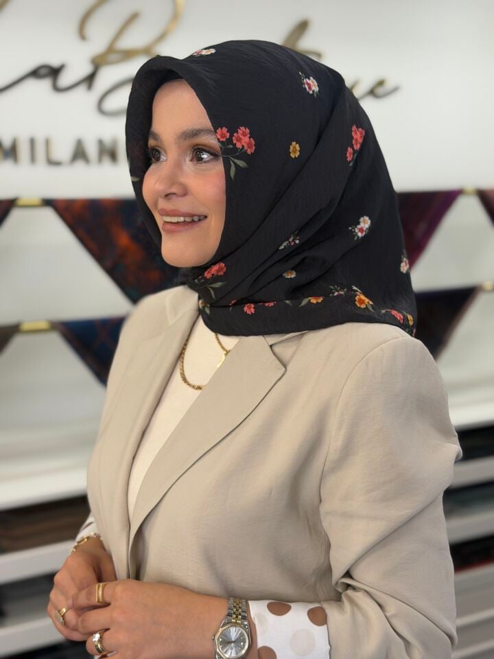 YAZ/GÜZ SERİSİ EŞARP