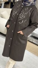 TIĞ TRİKO NAKIŞ DETAYLI SÜET KAP KAHVE