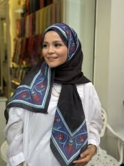 LA BOUTİQUE YAZ SERİNLİĞİ ŞAL 70X190