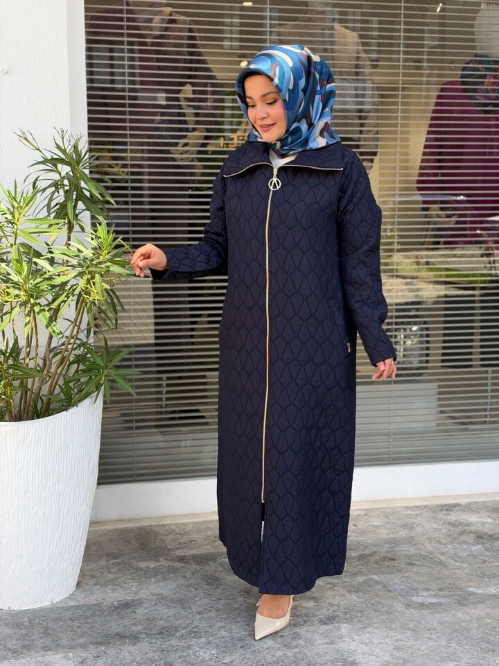 AYŞE AKAY FERMUARLI KAPİTONE KAP LACİVERT