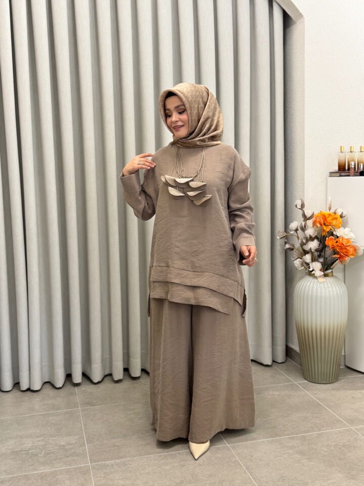 ARMİNE TREND TENCEL CUPRA ASİMETRİK KESİM PANTOLONLU TAKIM VİZON