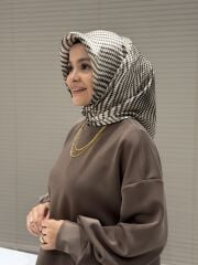 LA BOUTİQUE SURA İPEK EŞARP