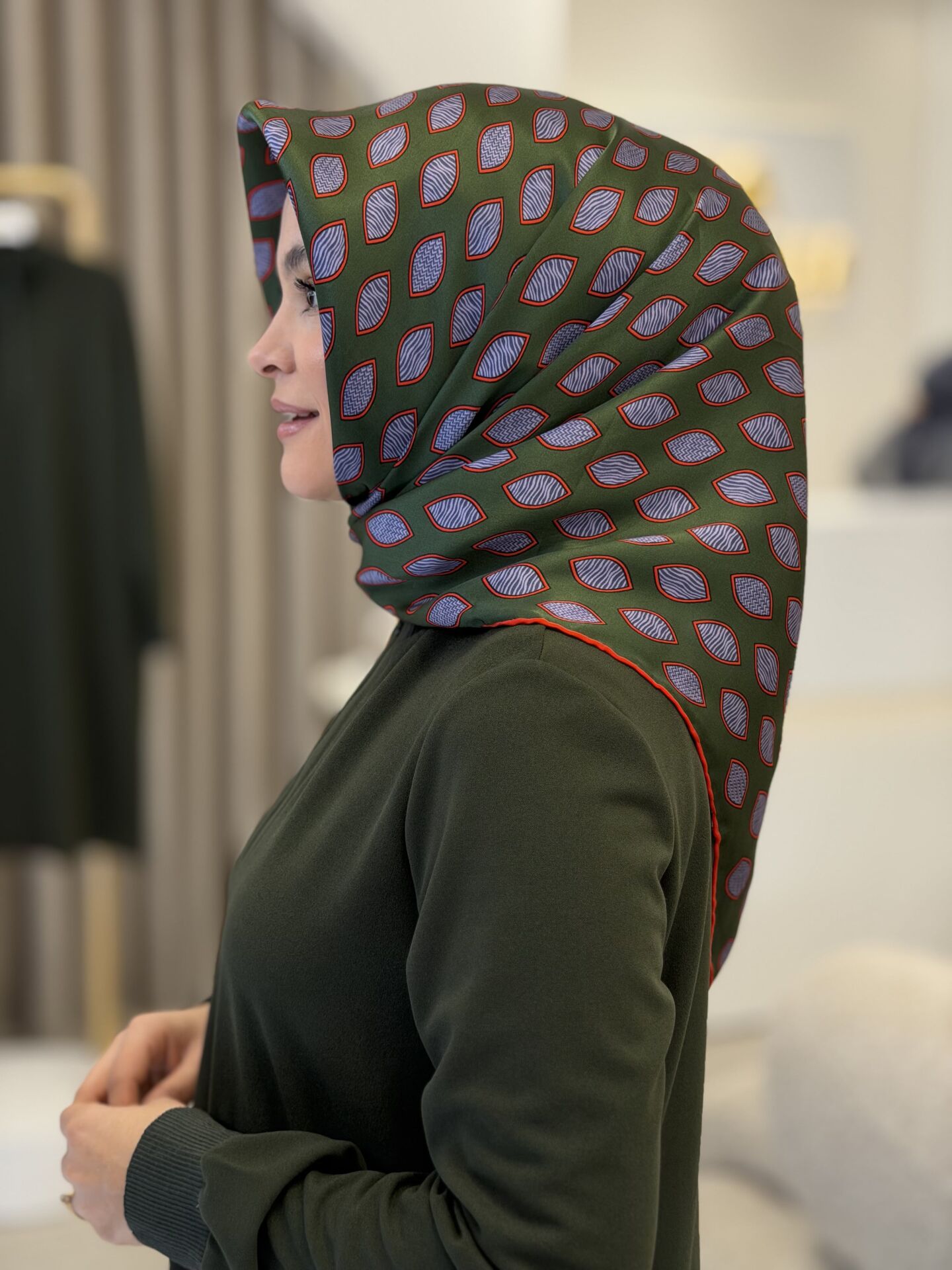 LA BOUTİQUE SURA İPEK EŞARP