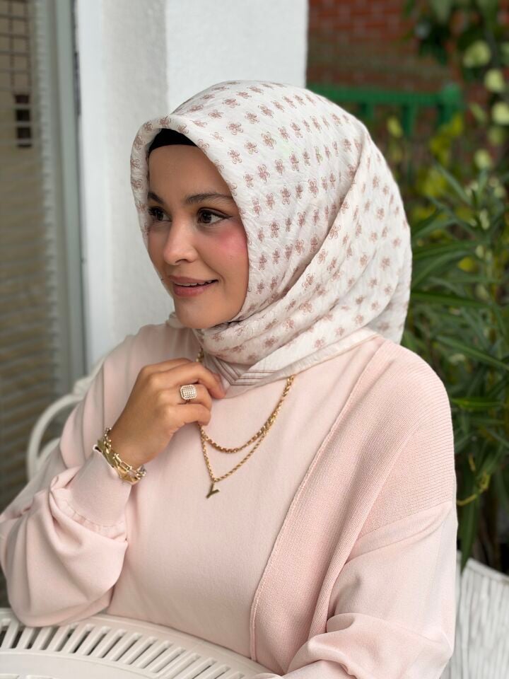 YAZ/GÜZ SERİSİ EŞARP