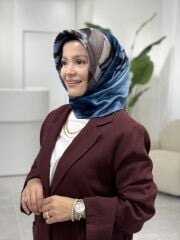 AKER SURA İPEK EŞARP