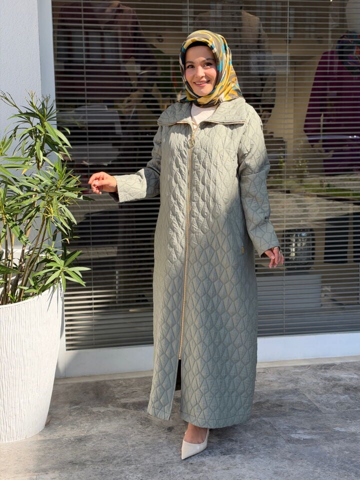 AYŞE AKAY FERMUARLI KAPİTONE KAP MİNT