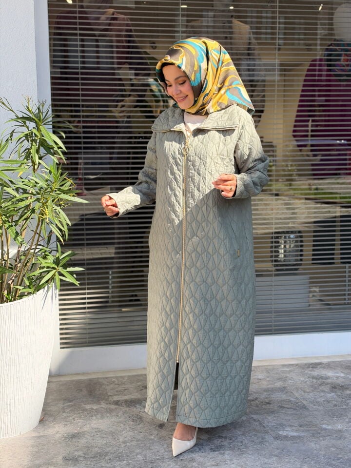 AYŞE AKAY FERMUARLI KAPİTONE KAP MİNT