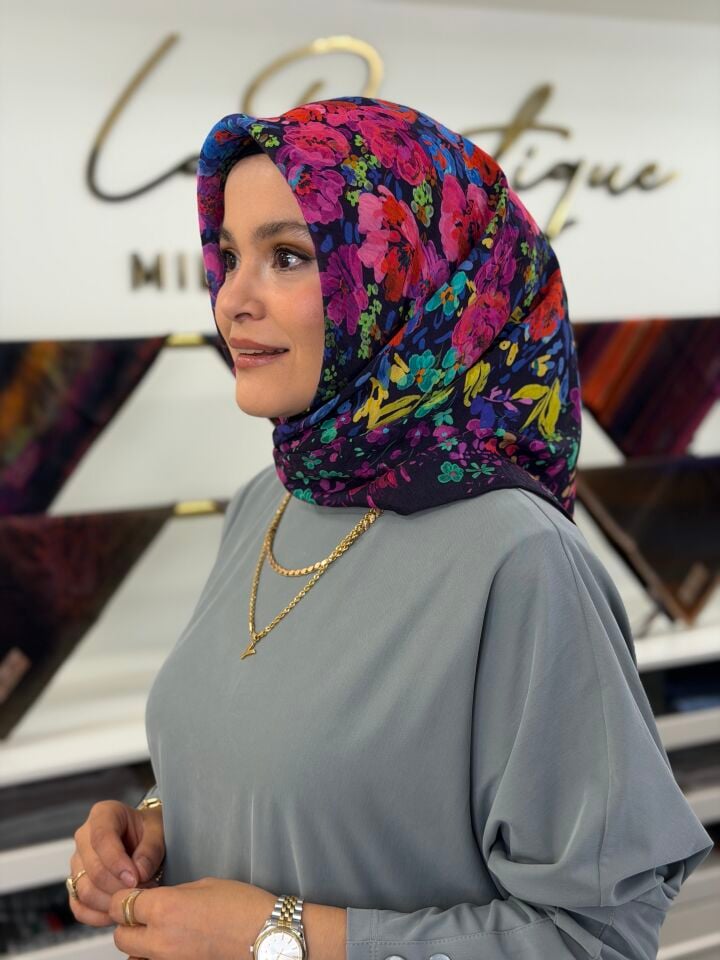 YAZ/GÜZ SERİSİ EŞARP
