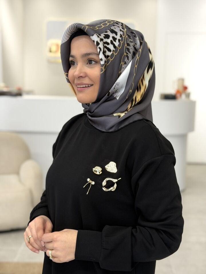 AKER SURA İPEK EŞARP