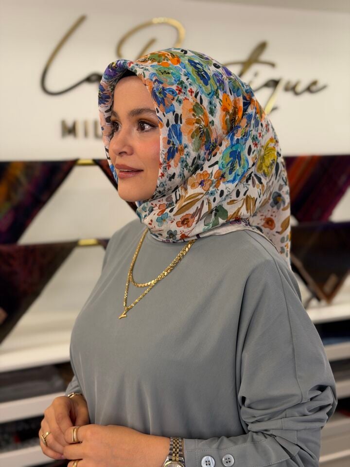 YAZ/GÜZ SERİSİ EŞARP