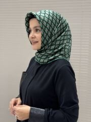 AKER SURA İPEK EŞARP