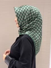 AKER SURA İPEK EŞARP