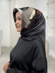 AKER SURA İPEK EŞARP