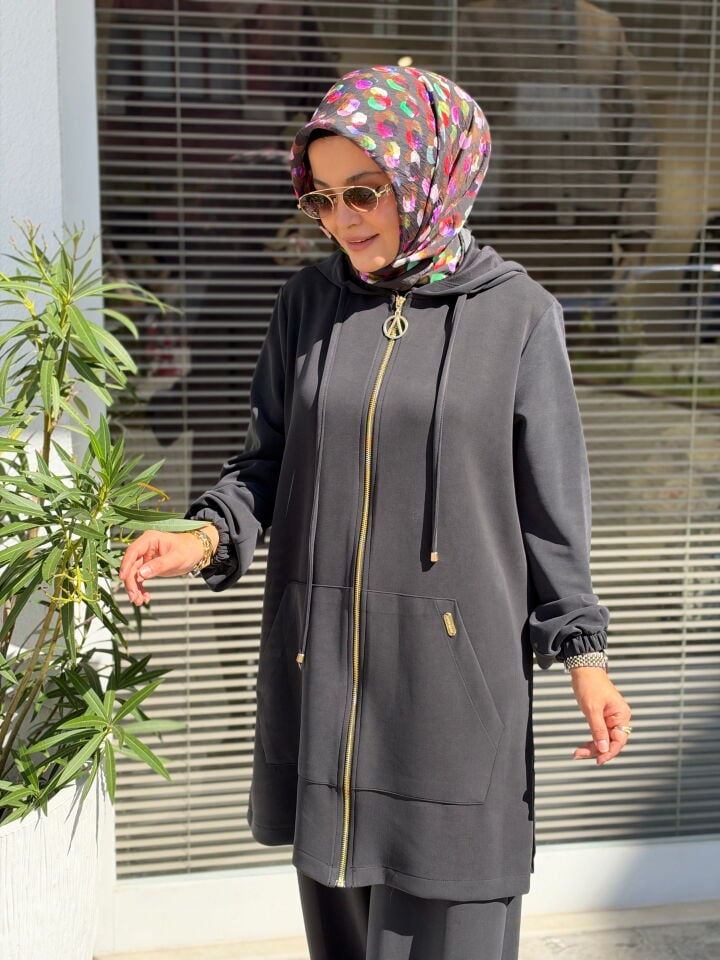 AYŞE AKAY KAPİŞONLU PANTOLONLU MODAL TAKIM SİYAH