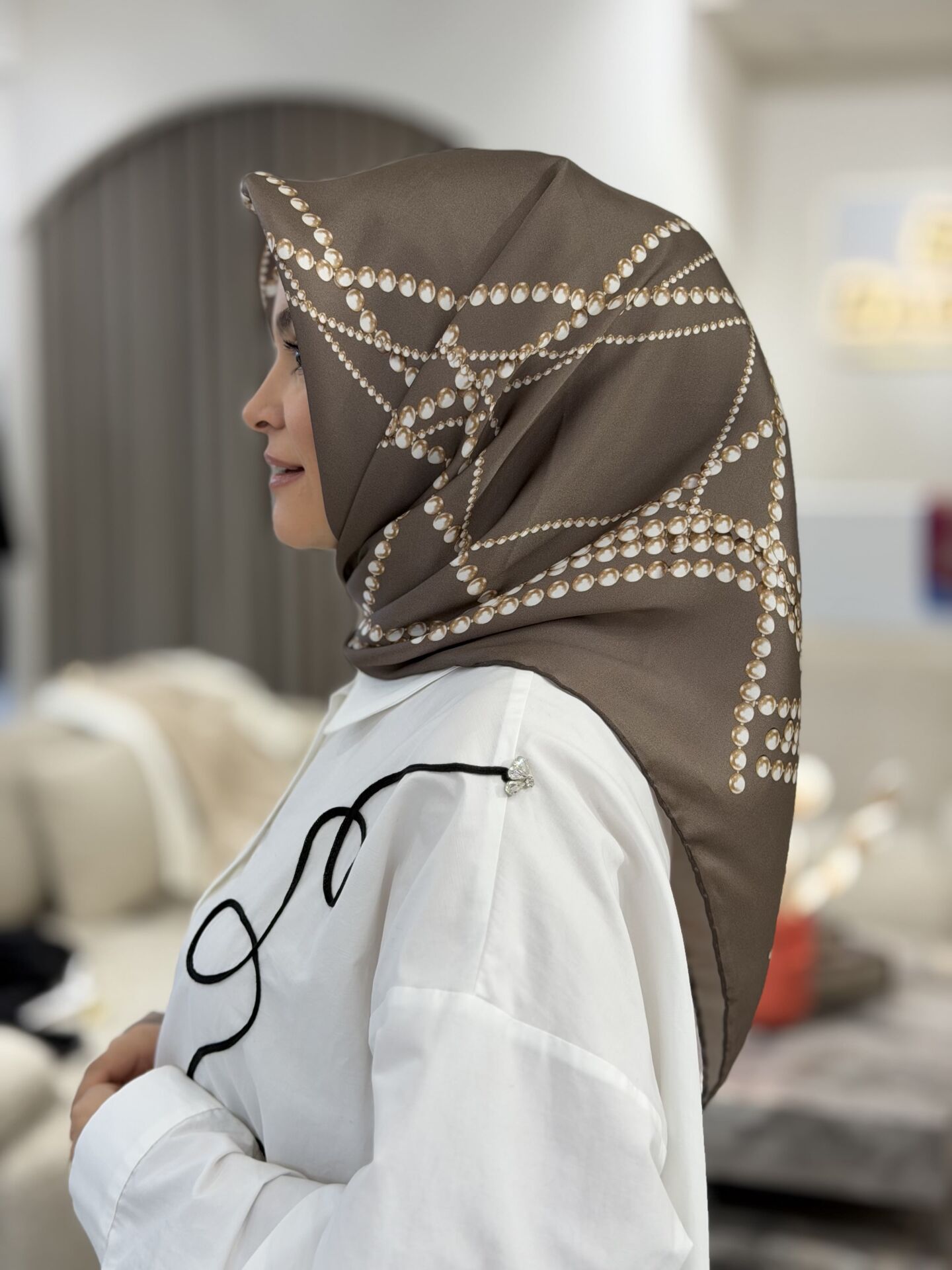 LA BOUTİQUE SURA İPEK EŞARP