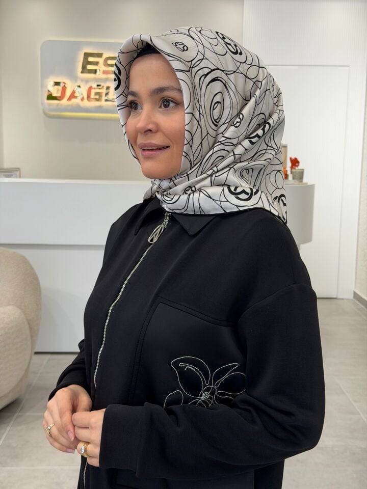 AKER SURA İPEK EŞARP